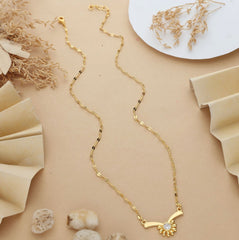 Anzu Demifine Minimalist Flower Necklace | Dainty Floral Pendant