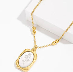 Vintage Bloom Necklace | Gold-Framed Rose Pendant