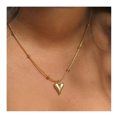 Golden Heartbeat | Luxe Minimalist Pendant Necklace