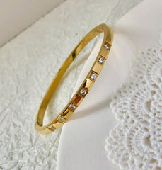 Exquisite Gold Bracelet | Stunning Embellishments