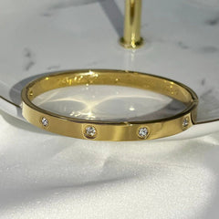 Eternal Radiance | Crafted in Gold, Adorned with Light